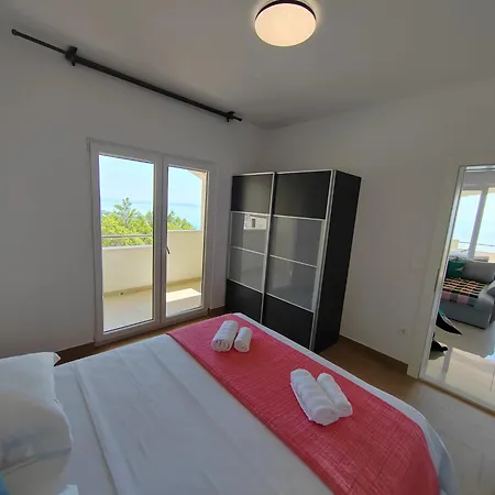 Apartment Maris Makarska