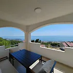 Maris * Makarska