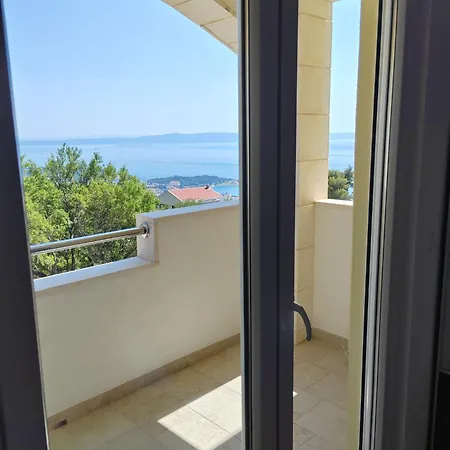 Apartament Maris *